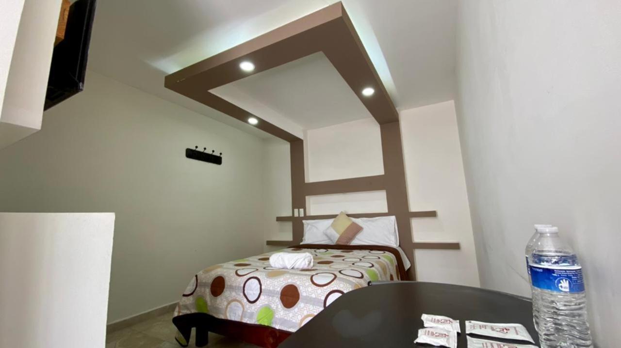 Hotel Caudillos Inn Emiliano Zapata  Εξωτερικό φωτογραφία